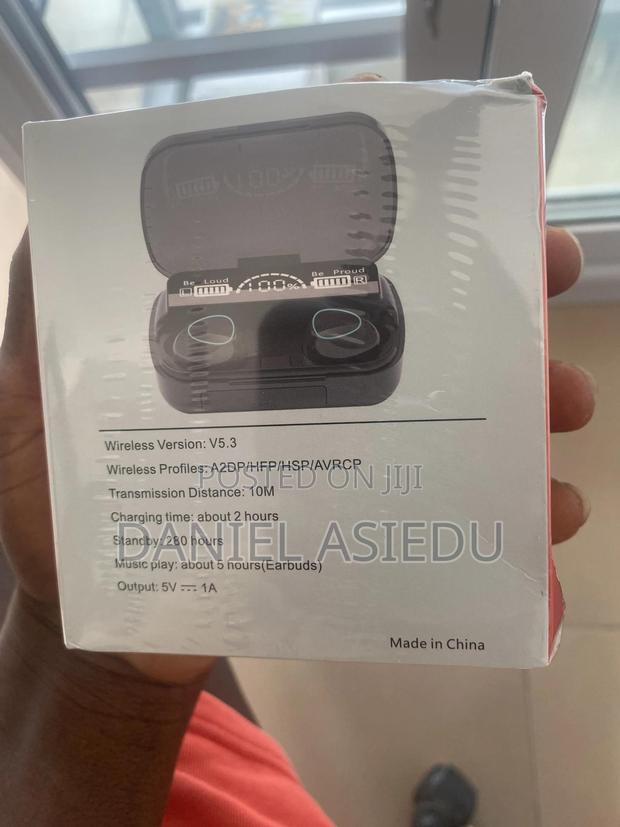 M10 Digital Wireless Headset photo 2