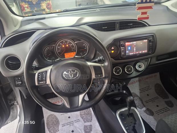 Toyota Yaris 2017 Silver