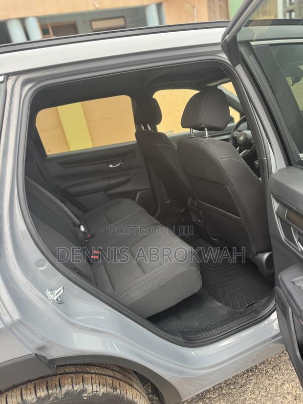 Honda CR-V 2024 Gray photo 4