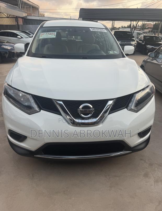 Nissan Rogue 2015 White