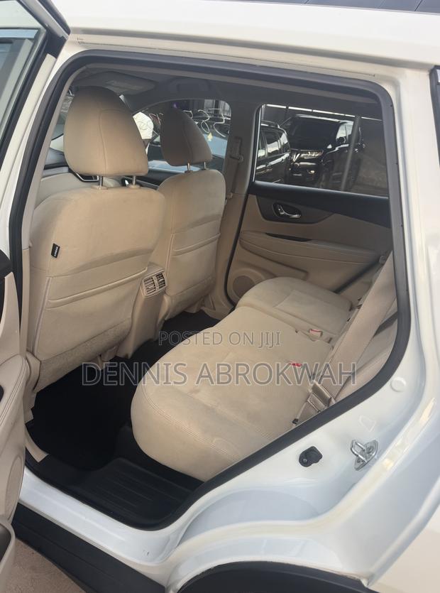 Nissan Rogue 2015 White photo 3