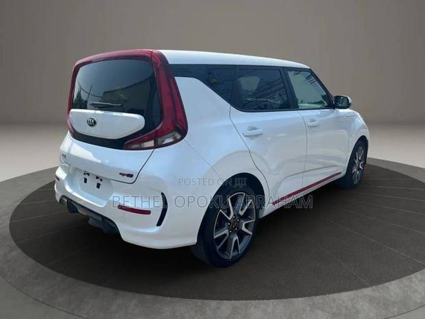 Kia Soul GT-Line 2021 White