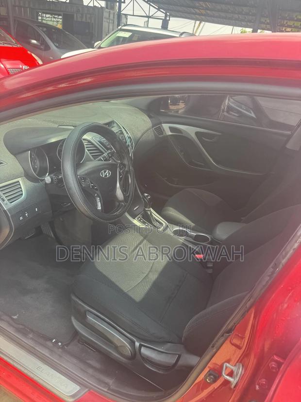 Hyundai Elantra 2014 Red photo 2
