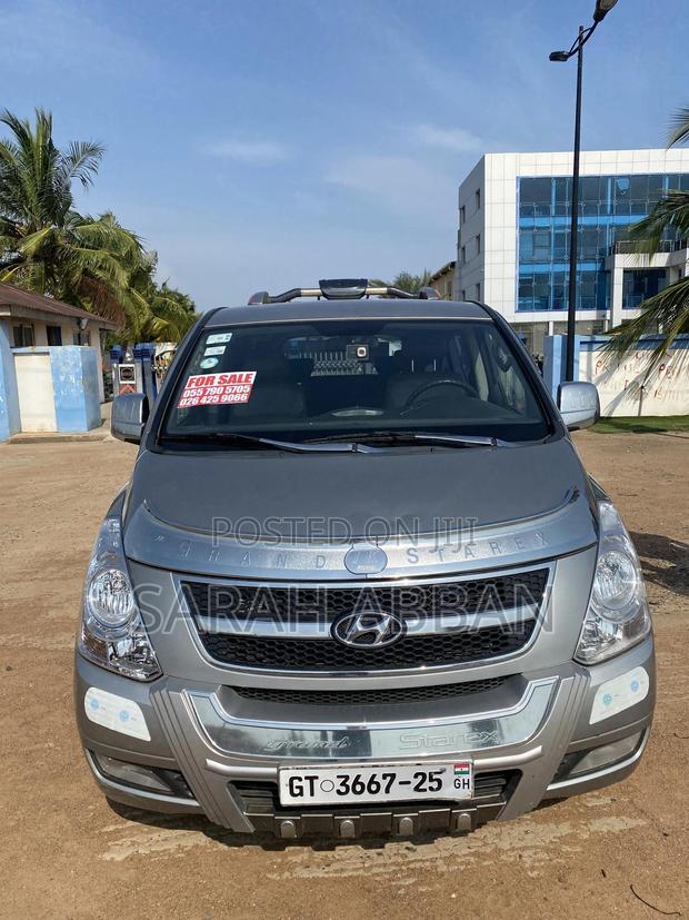 Hyundai Starex 2015 Grey photo 6