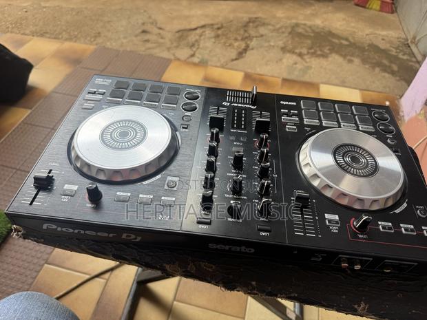 Pioneer DDJ-Sb3 photo 2