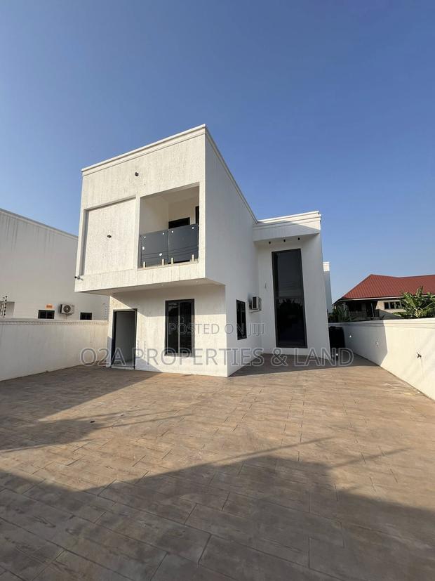 4bdrm House in Ashaley Botwe, Lake Side Estate for rent photo 3