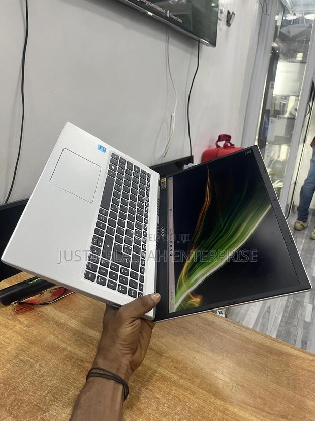 Laptop Acer Aspire 3 A315-53 8GB Intel Core I3 SSD 512GB photo 12
