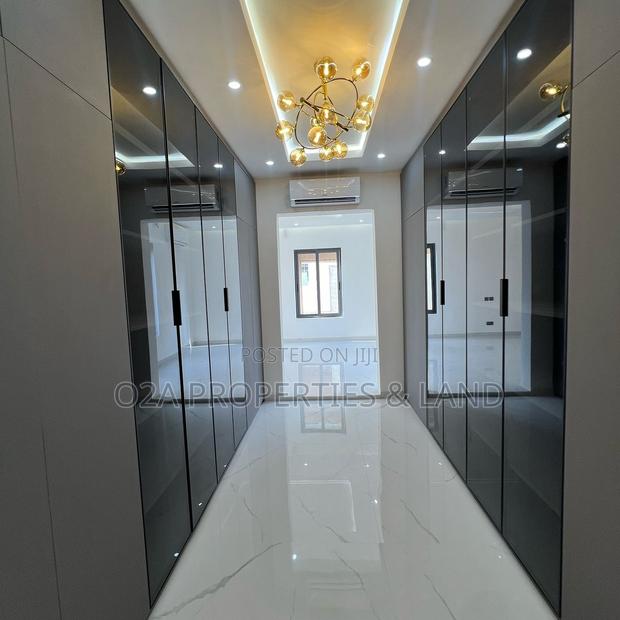 4bdrm House in Ashaley Botwe, Lake Side Estate for sale photo 12