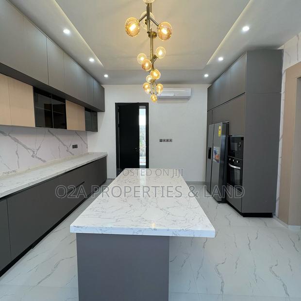 4bdrm House in Ashaley Botwe, Lake Side Estate for sale photo 14