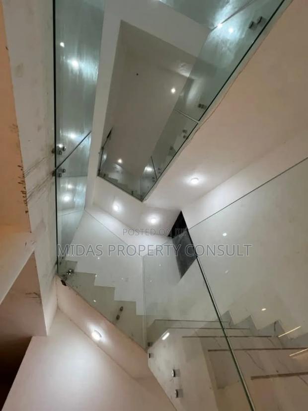 5bdrm House in Adjiringanor, Adjiriganor for sale photo 10