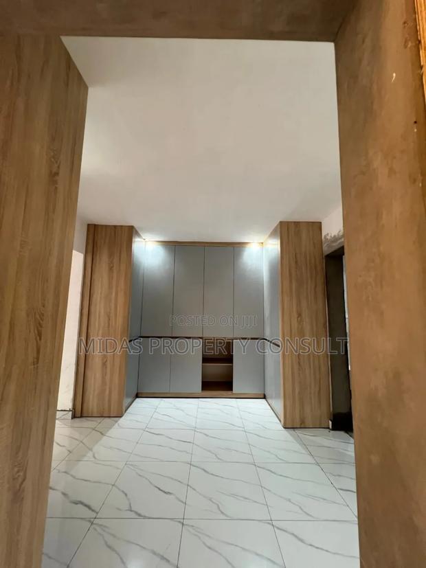 5bdrm House in Adjiringanor, Adjiriganor for sale photo 20