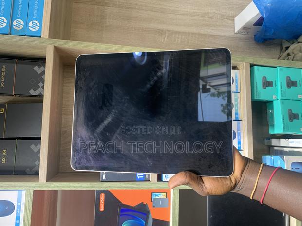 Apple iPad Pro 128 GB Gray photo 4