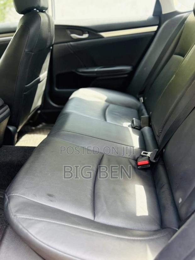 Honda Civic Sport Sedan 2019 Gray