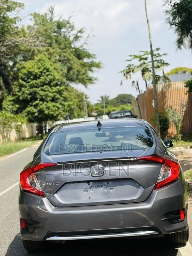 Honda Civic Sport Sedan 2019 Gray