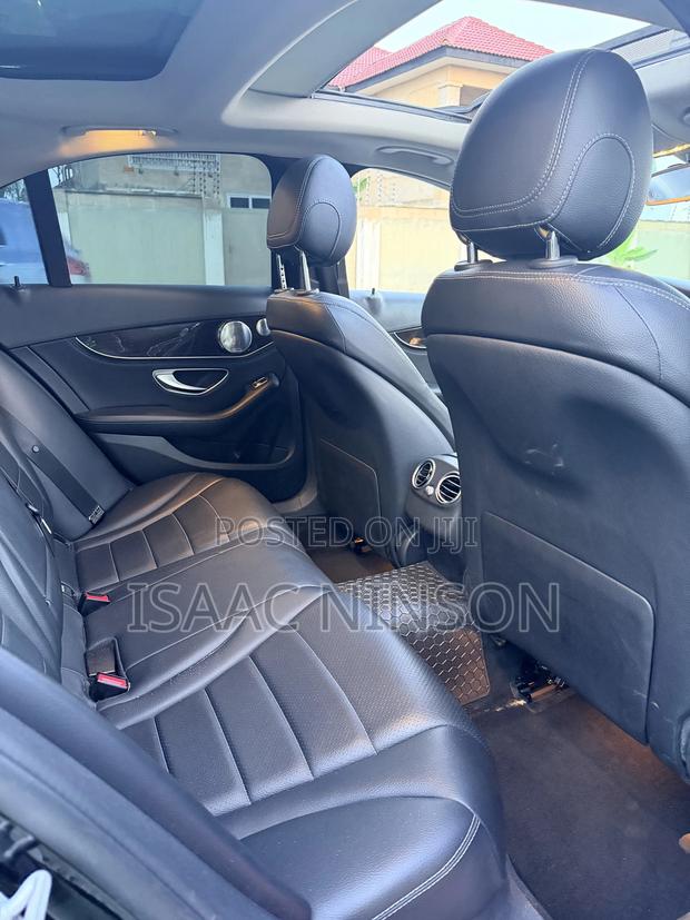 Mercedes-Benz C300 2016 Black