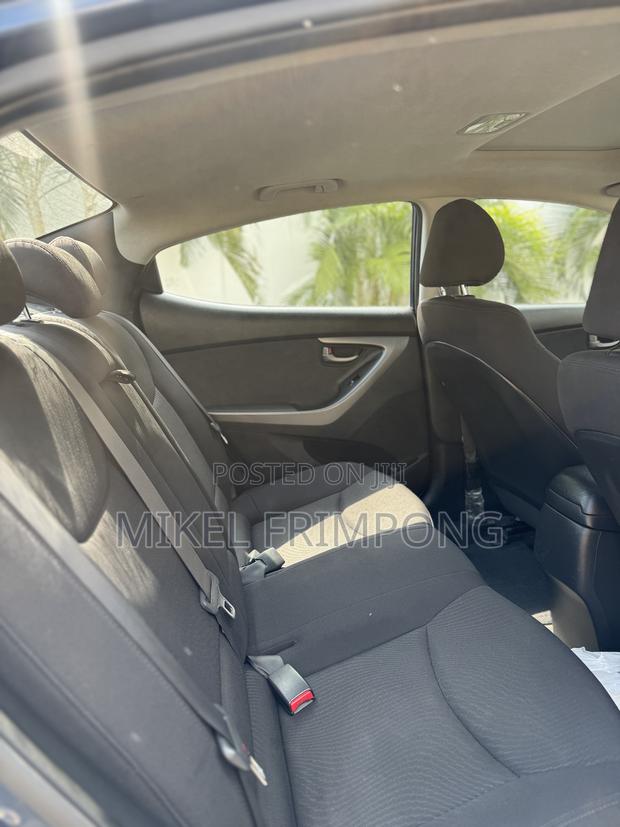 Hyundai Elantra SE Sedan FWD (1.8L 4cyl 6A) 2016 Blue