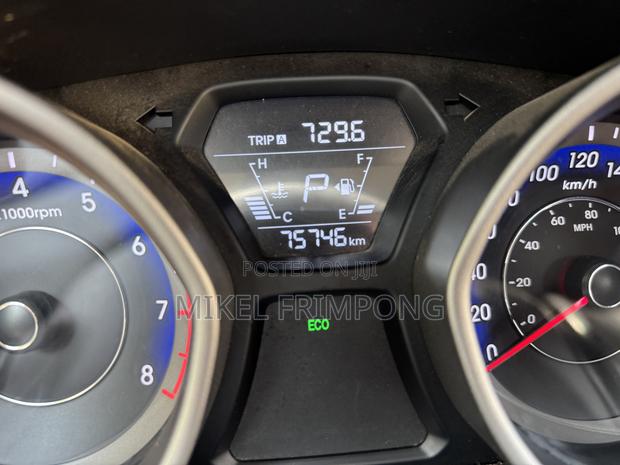 Hyundai Elantra SE Sedan FWD (1.8L 4cyl 6A) 2016 Blue