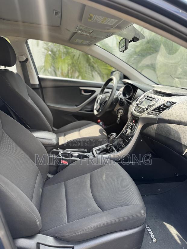 Hyundai Elantra SE Sedan FWD (1.8L 4cyl 6A) 2016 Blue