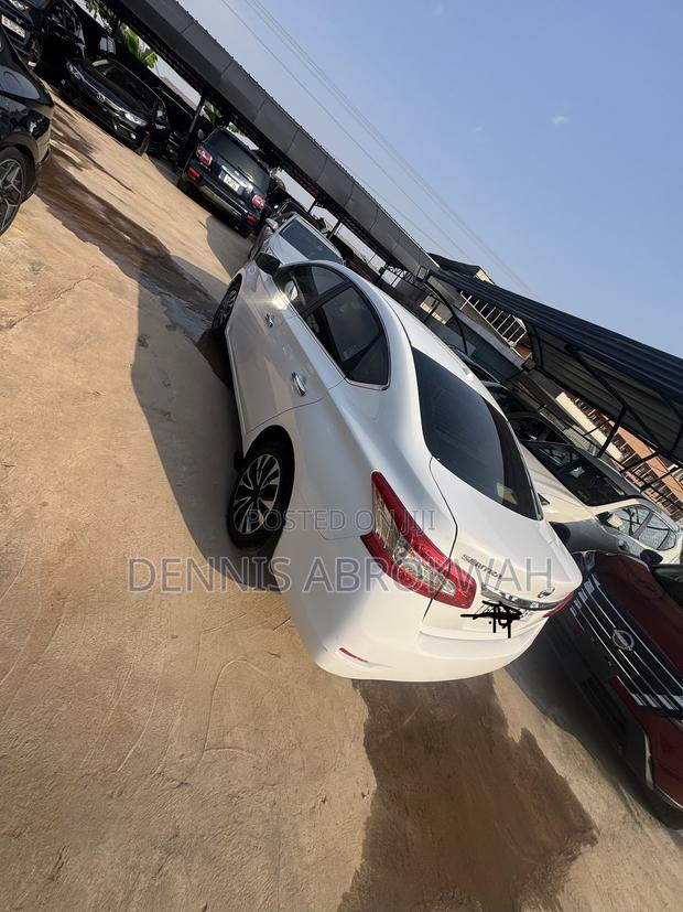 Nissan Sentra 2016 White photo 3