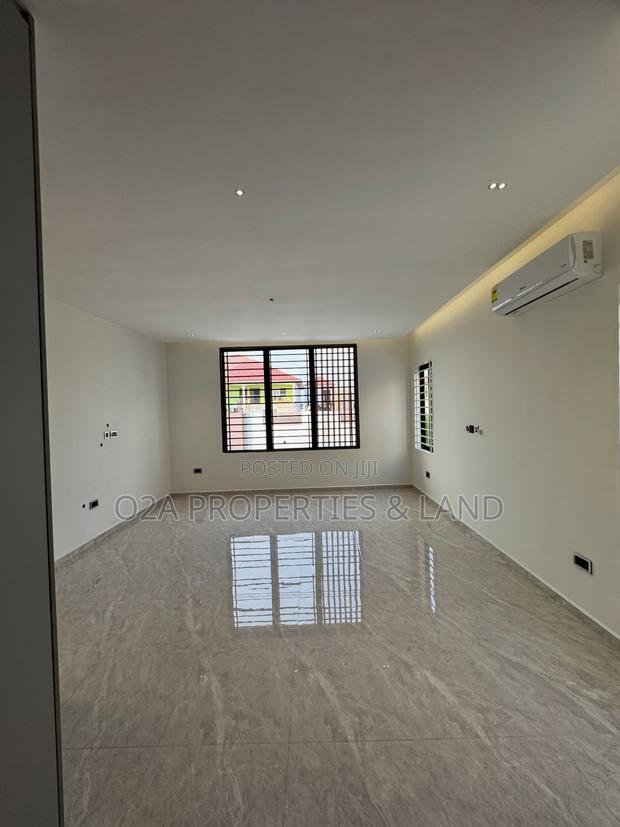 3bdrm House in East Legon Hills for sale photo 4