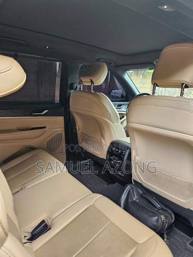 Jeep Grand Cherokee L Limited 4WD 2024 Black