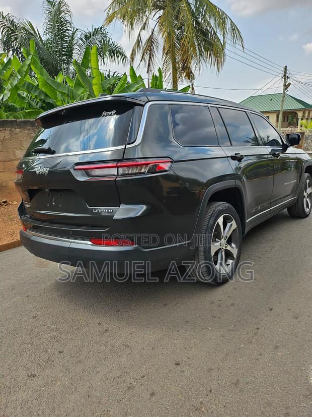 Jeep Grand Cherokee L Limited 4WD 2024 Black