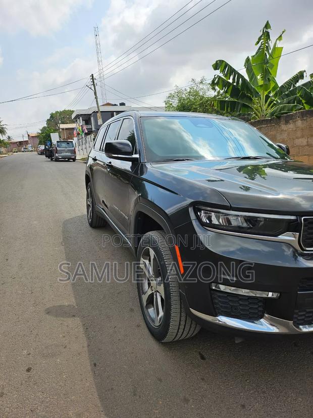 Jeep Grand Cherokee L Limited 4WD 2024 Black