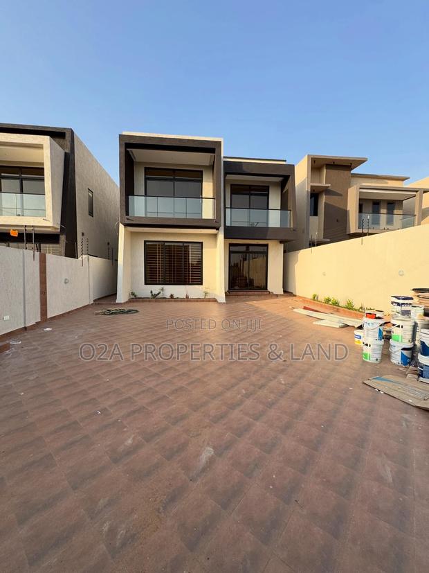 4bdrm House in East Legon Hills for sale