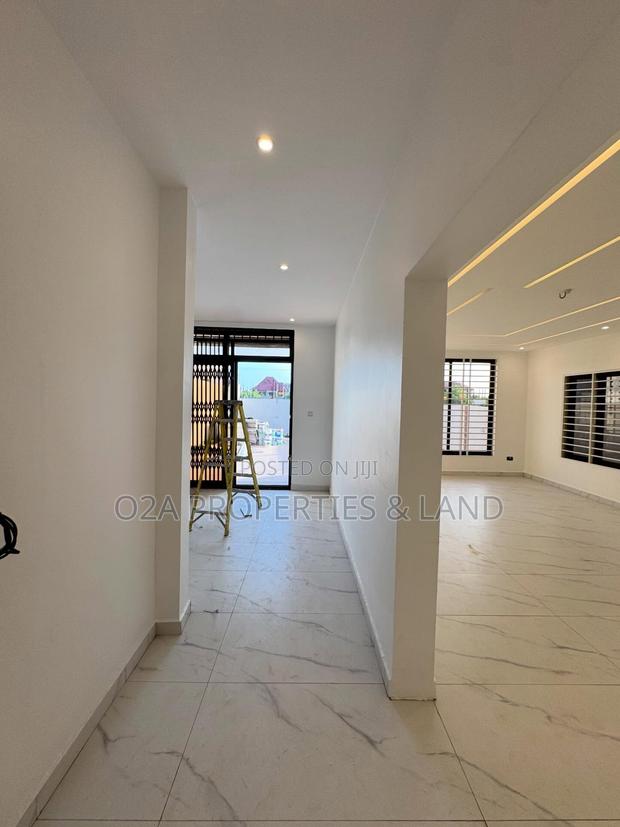 4bdrm House in East Legon Hills for sale photo 3