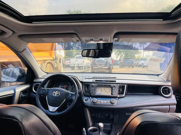 Toyota RAV4 Limited 4dr SUV (2.5L 4cyl 6A) 2015 Black