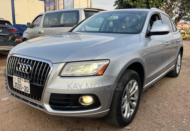 Audi Q5 2.0T Premium AWD quattro 2016 Gray