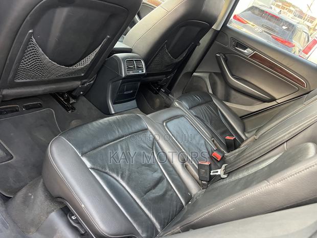 Audi Q5 2.0T Premium AWD quattro 2016 Gray