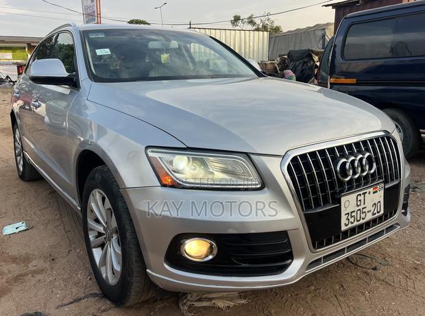 Audi Q5 2.0T Premium AWD quattro 2016 Gray