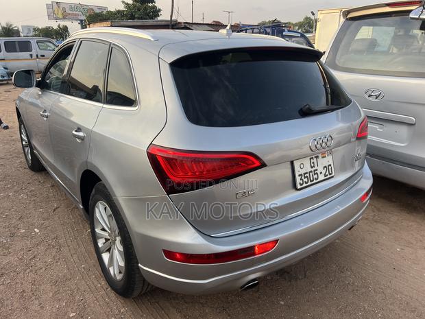 Audi Q5 2.0T Premium AWD quattro 2016 Gray