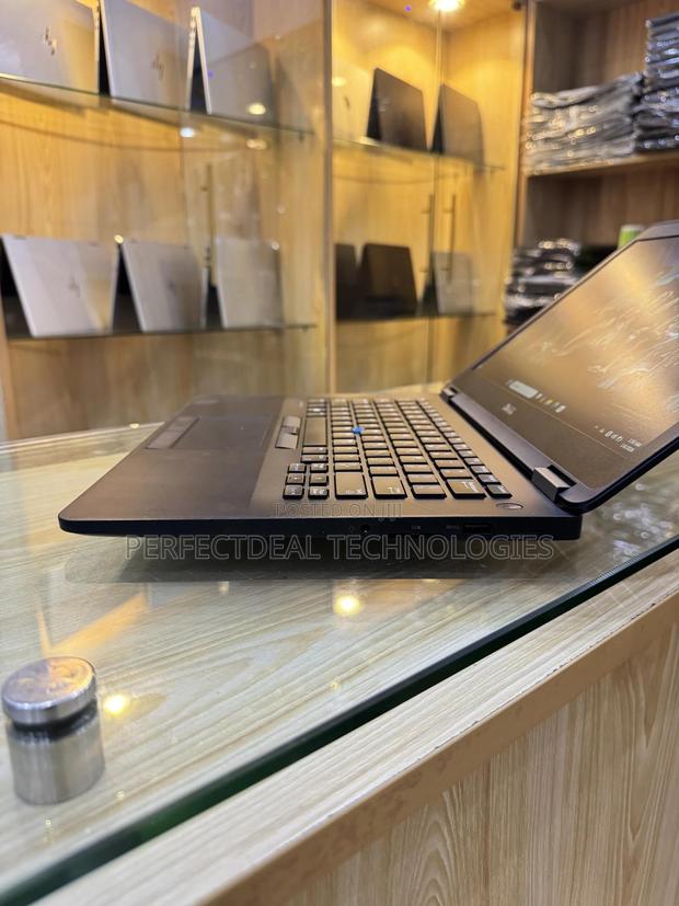 Laptop Dell Latitude E7470 8GB Intel Core i7 SSD 256GB photo 5