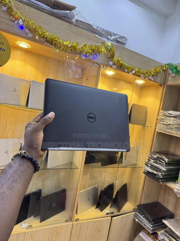 Laptop Dell Latitude E7470 8GB Intel Core i7 SSD 256GB photo 7