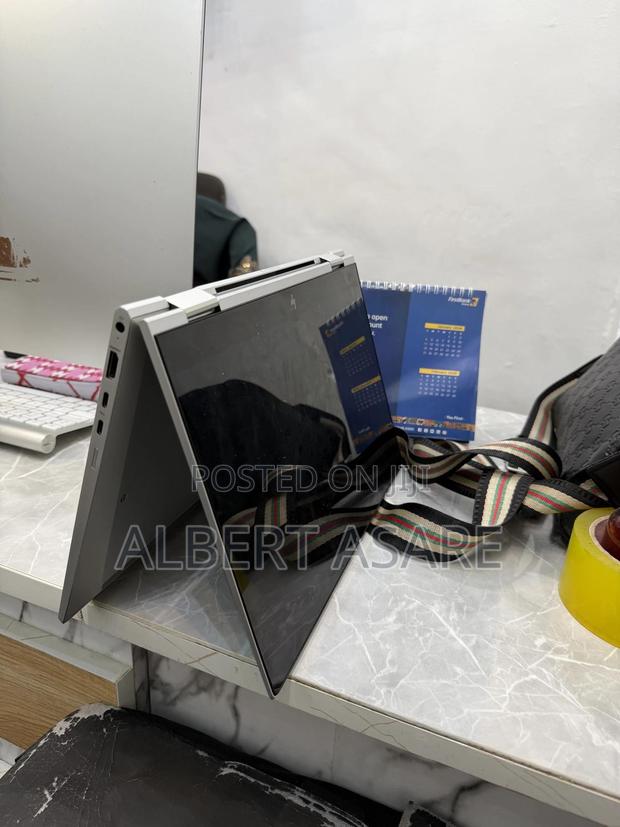 Laptop HP EliteBook 830 G8 16GB Intel Core I7 SSD 512GB photo 2