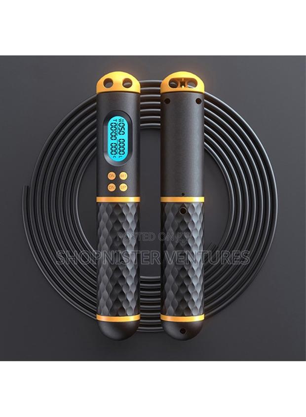 2-in-1 3m Digital Cordless Skipping Rope Counter With Non-Slip Handle photo 4