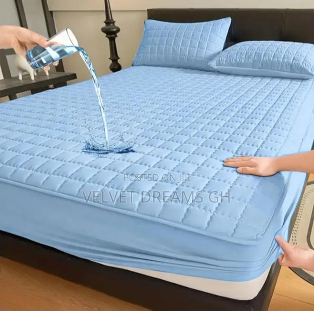 Waterproof Mattress Cover With Pillowcases photo 5