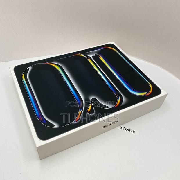 New Apple iPad Pro 13 (2025) 2 TB Black photo 2