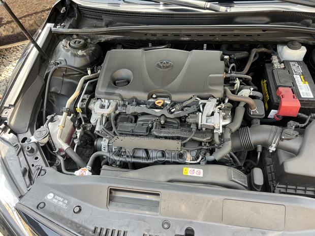 Toyota Camry SE FWD 2020 Black