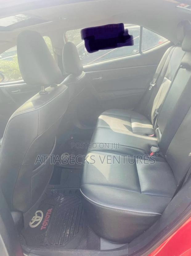 Toyota Corolla LE 4dr Sedan (1.8L 4cyl CVT) 2016 Red