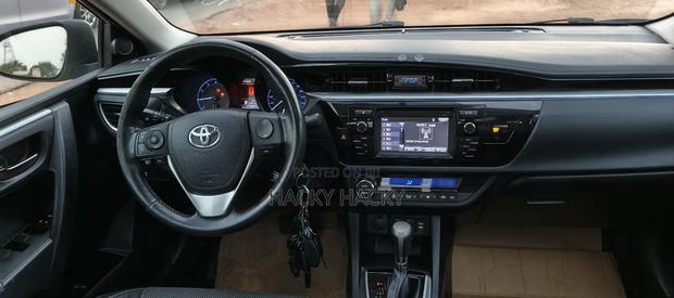 Toyota Corolla S 4dr Sedan (1.8L 4cyl CVT) 2016 Silver
