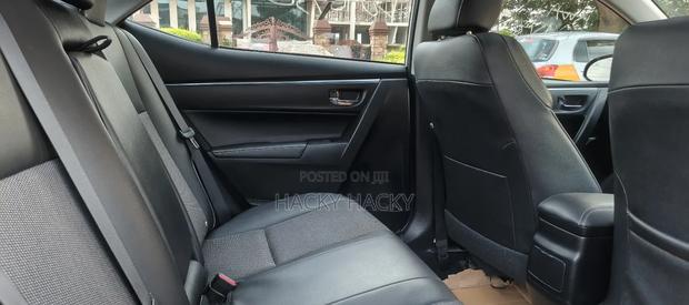 Toyota Corolla S 4dr Sedan (1.8L 4cyl CVT) 2016 Silver