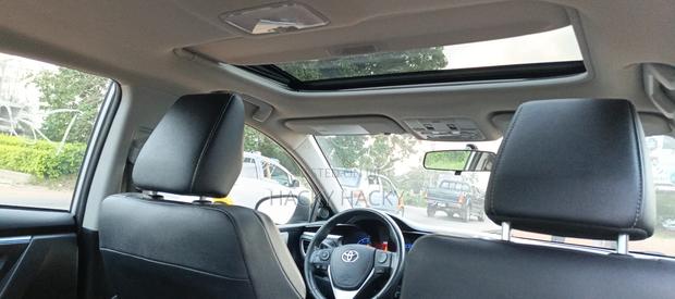 Toyota Corolla S 4dr Sedan (1.8L 4cyl CVT) 2016 Silver