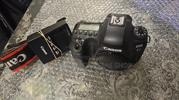 Googo Camera and Lens