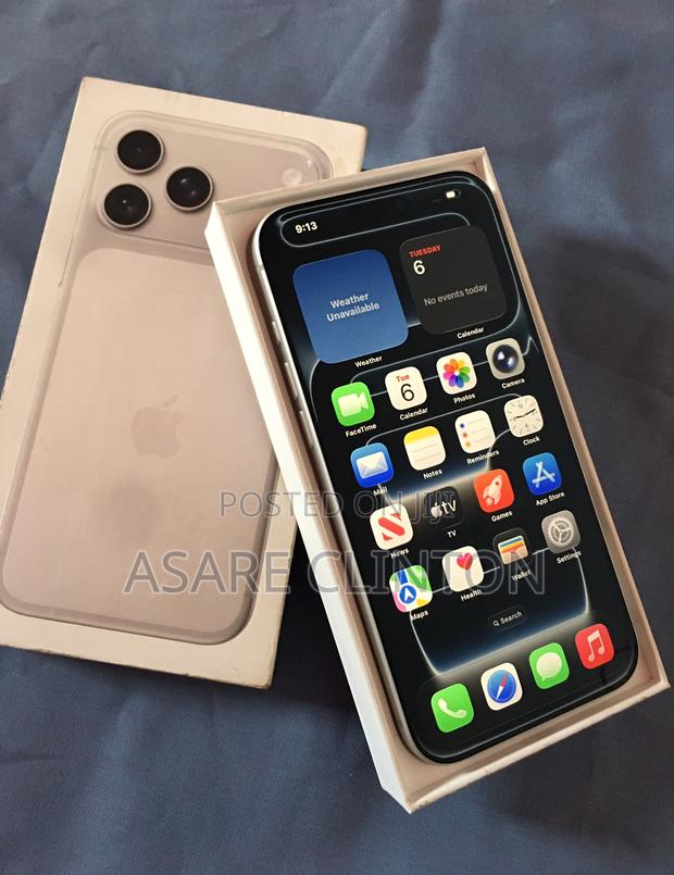 New Apple iPhone 17 Pro Max 512 GB Silver photo 3