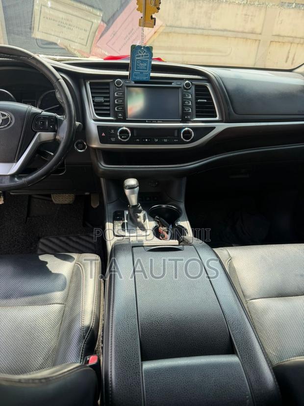 Toyota Highlander Limited Platinum V6 4x4 (3.5L 6cyl 6A) 2016 White