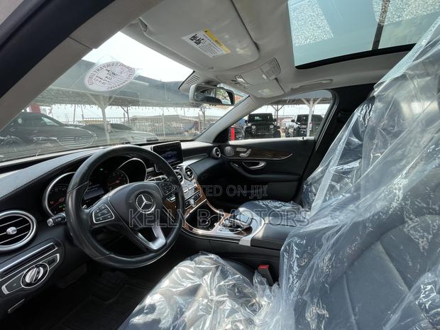 Mercedes-Benz C300 Luxury 4dr AWD 4Matic Sedan (2.0L 4cyl 7A) 2015 White