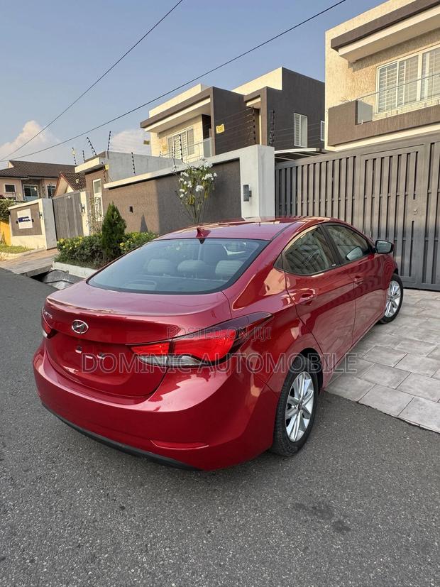 Hyundai Elantra Limited Sedan FWD (1.8L 4cyl 6A) 2016 Burgundy